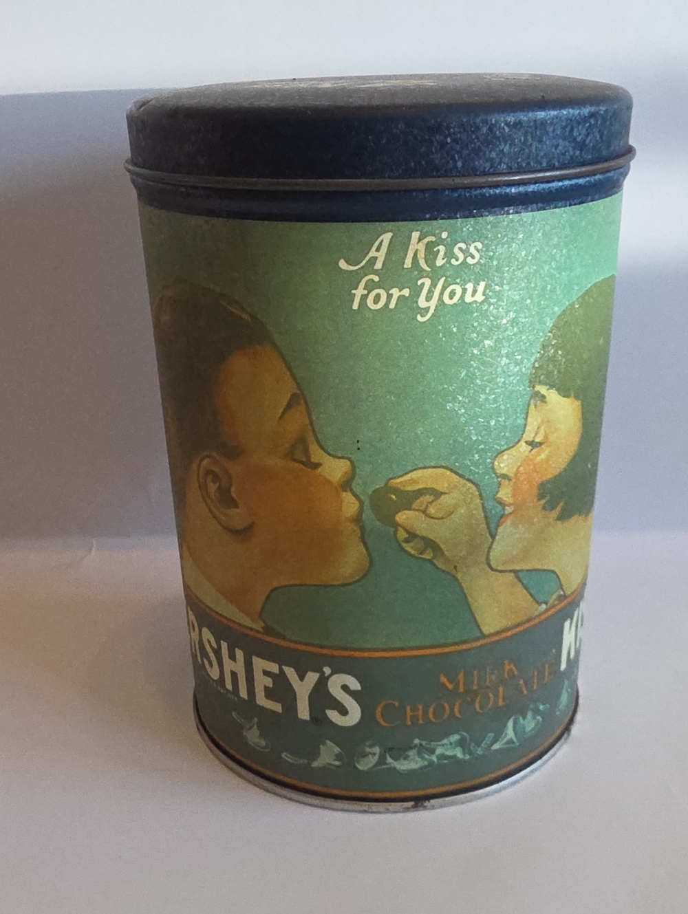 Vintage 1980 Reproduction of Hershey’s Kisses 1950’s “A Kiss For You” Tin